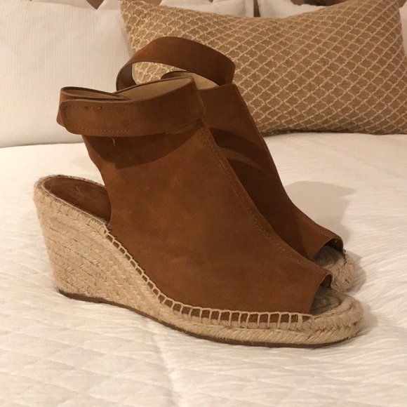Worn once Splendid Suede Wedge - Picture 1 of 4